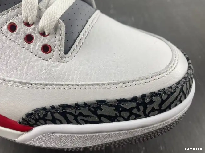 OG Air 3 DN3707-160 Fire Jordan Red 0504